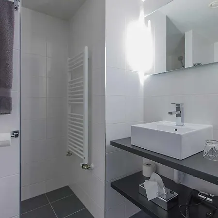 Mauritz Hotel *