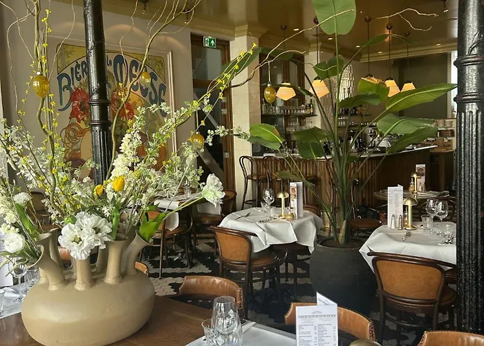 Boutique Mauritz, A Member Of Ql