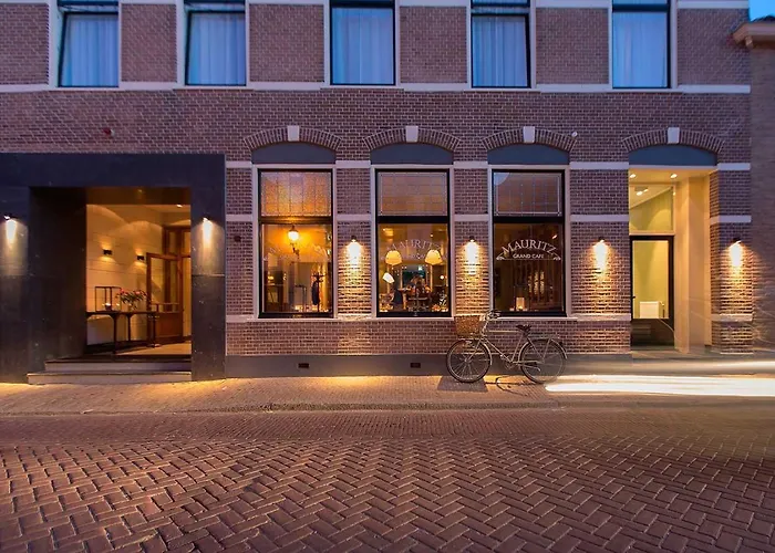 Boutique Mauritz, A Member Of Ql