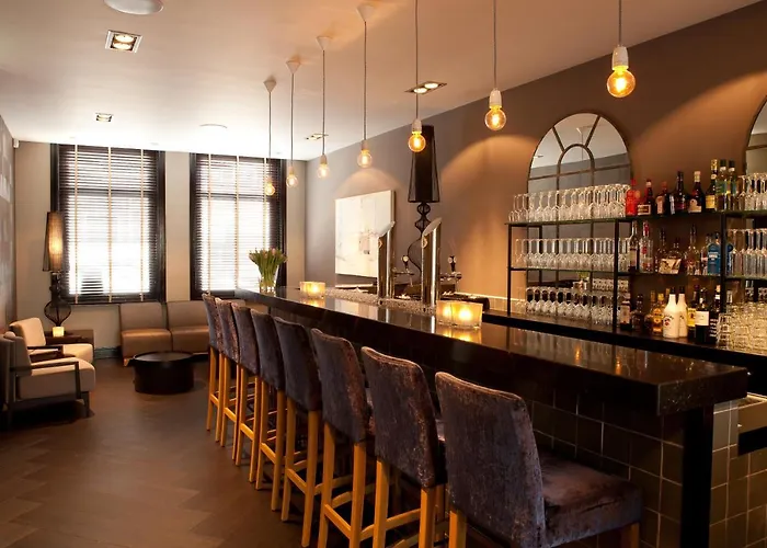 Boutique Mauritz, A Member Of Ql