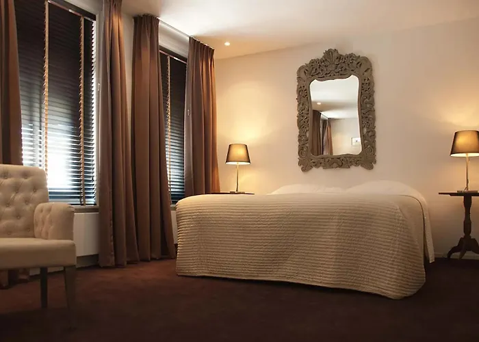 Boutique Mauritz, A Member Of Ql